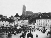 Trg bana Jelačića 1870. godine.jpg